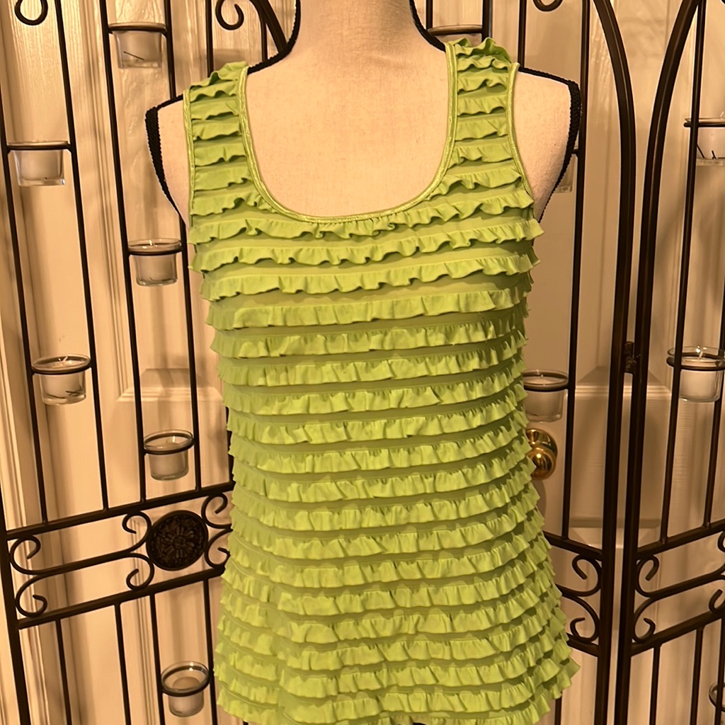 Green Ruffled Shell